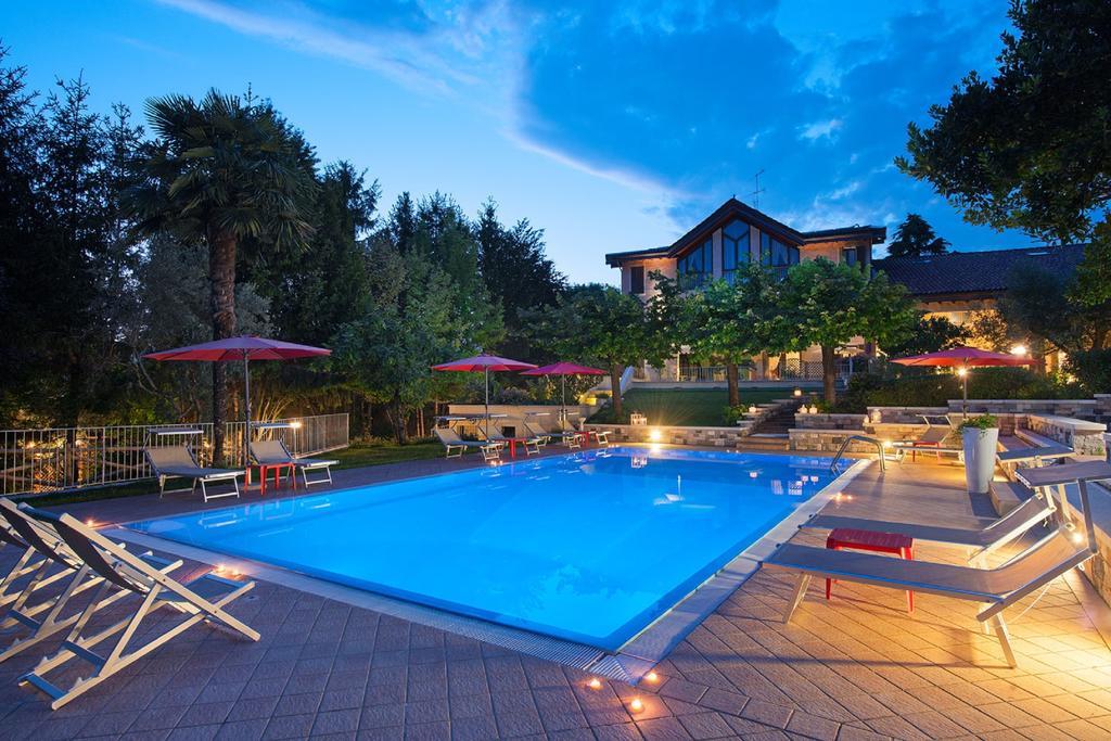 Olea Dei Holiday Apartments San Felice del Benaco Exterior photo